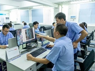 靈科超聲波行業(yè)第一家打造領(lǐng)尖技術(shù)，精密穩(wěn)定超聲波焊接機(jī)廠家