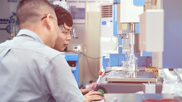 如何維修必能信2000Xea超聲波焊接機？