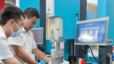 兩次賭注，讓靈科超聲波硬剛歐美巨頭，成為<i style='color:red'>全球第一</i>