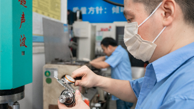 如何解決必能信BRANSON超聲波焊接機(jī)控制面板無顯示問題？