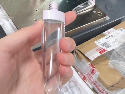 靈科超聲波-<i style='color:red'>香水瓶瓶口焊接</i>