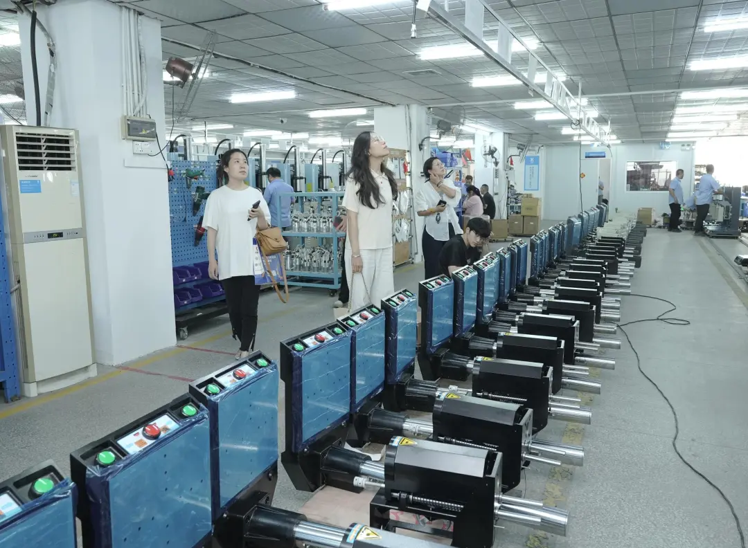 政企學(xué)界半年來訪50+次！這家超聲波龍頭企業(yè)的